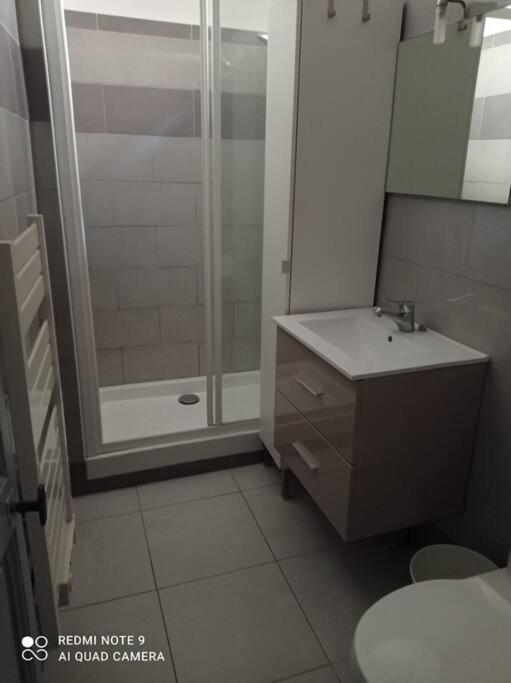 סנרי-סור-מר Appartement Au Coeur Du Village מראה חיצוני תמונה